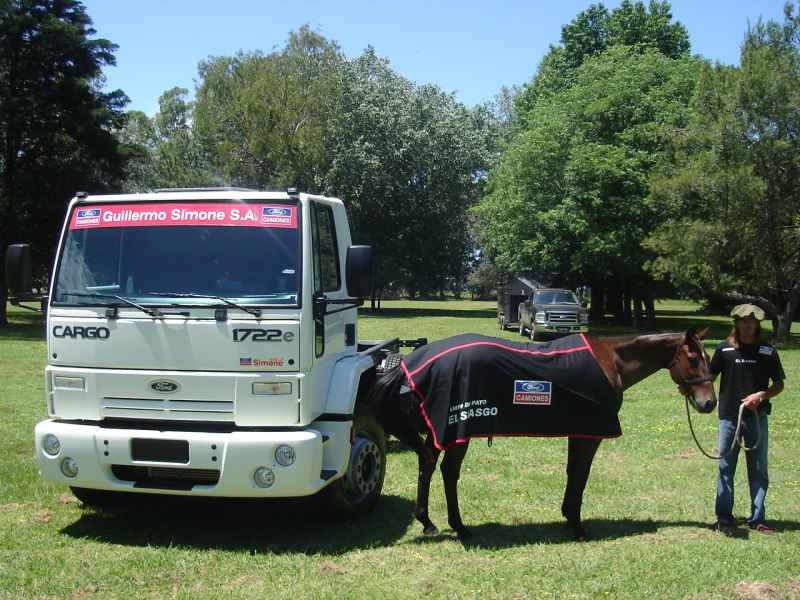 Por segundo año consecutivo, Ford Camiones es el sponsor oficial del equipo de Pato 