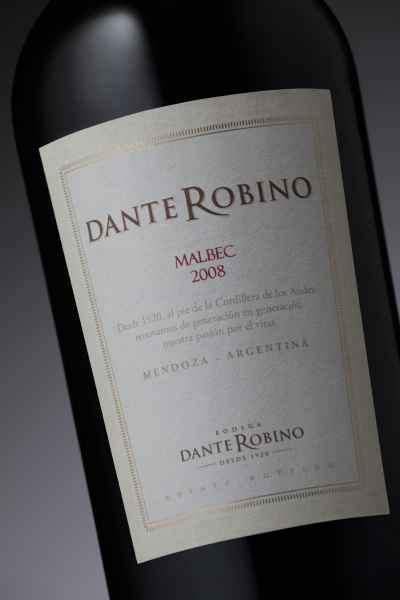 El famoso degustador norteamericano Stephen Tanzer seleccion&oacute; a Dante Robino Malbec 2008 dentro de los mejores nuevos vinos de Argentina, en la &uacute;ltima edici&oacute;n de Stephen Tanzer&acute;s International Wine Cellar.