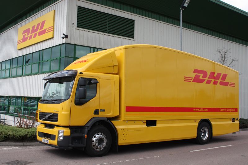 En asociaci�n con el fabricante de camiones Volvo, DHL Supply Chain probar� el primer cami�n h�brido de 18 toneladas para distribuci�n, que podr�a llegar a ahorrar hasta un 15 por ciento de combustible.