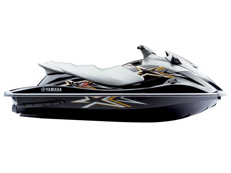 Con dise�os completamente renovados y el lanzamiento al mercado de dos nuevos modelos, Yamaha Motor Argentina present� la l�nea de wave runners 2011
Esta temporada, la compa��a japonesa, incorpora los nuevos wave runners VXR y VXS que se destacan por su aceleraci�n intensa, alta velocidad y navegaci�n estable