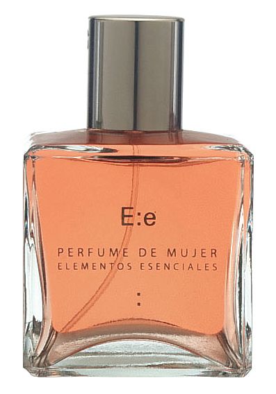 Se acerca el D�a de la Madre y para cada una de ellas, Elementos Esenciales te trae exclusivas propuestas para regalar. Para mujeres sofisticadas, vanguardistas y que siempre siguen la moda, la firma te propone tres exquisitos perfumes.