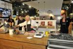 Rosario fue anfitriona de la FIAR 2013, la feria de alimentaci�n que ya es un cl�sico en la ciudad, donde Paladini se destaco por su presencia. La exposici�n rosarina celebr� su octava edici�n  con un gran cierre en el sal�n de eventos Metropolitano que reuni� a m�s de 40 mil personas. Al evento asistieron las empresas m�s grandes de la industria, participando de rondas de negocios y foros de debate.