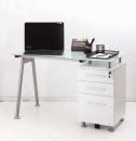 Sodimac, la cadena de homecenter l�der en Am�rica Latina en venta de productos y materiales para la construcci�n y mejoramiento del hogar, presenta nuevos modelos de escritorios, mesas para computadoras port�tiles, sillas de PC y otros art�culos para preparar la vuelta al cole.