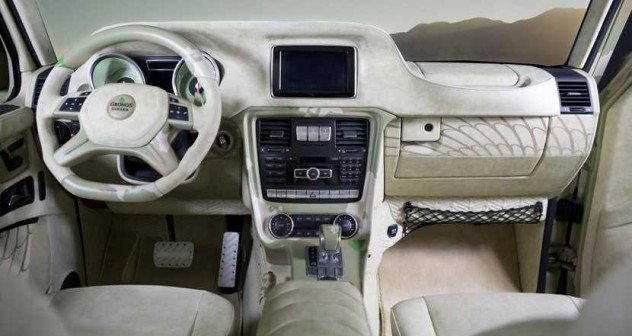 Mercedes-G63-AMG-Sahara-Edition-3