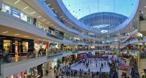 ¿Los centros comerciales están muriendo?