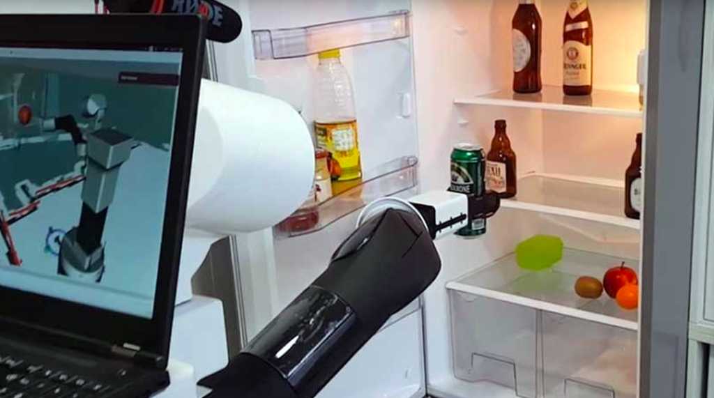 Robot que busca la cerveza preferida en la heladera y la trae
