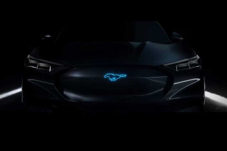 Ford patentó un sistema híbrido que podría utilizar el Mustang