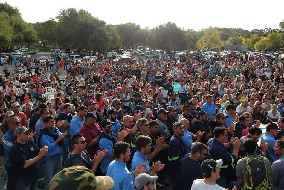 Loma Negra acelera cierre de una planta y estalló la polémica por el gremio