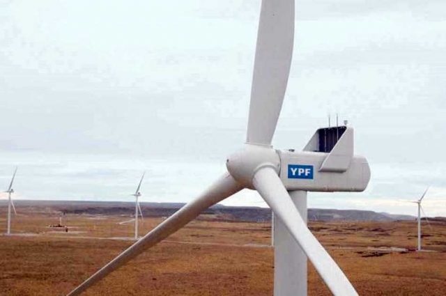 China avanza con YPF Luz en el mercado de renovables argentino