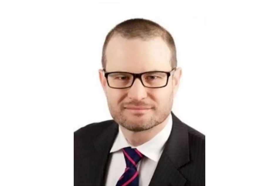 Credit Suisse suma a un ex Naciones Unidas y Harvard