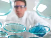 DHL y American Airlines ponen foco en la logística de la medicina personalizada