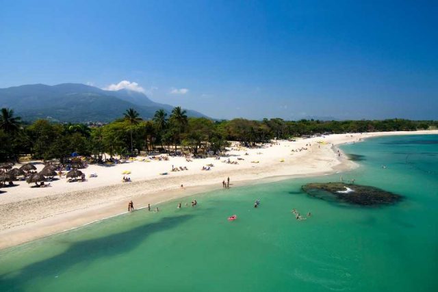 Las mejores playas con bandera azul para disfrutar en República Dominicana