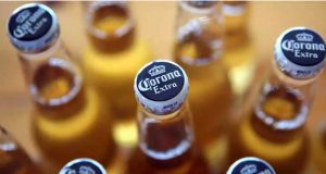 La cerveza Corona paga las consecuencias de la similitud de su nombre con el coronavirus