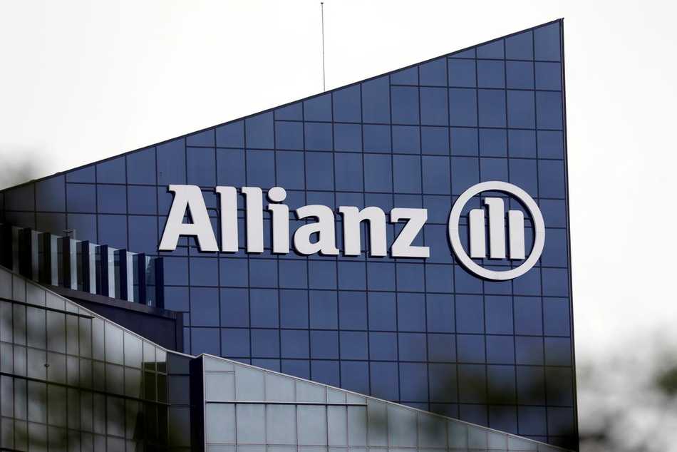 Bufetes de abogados en Gran Bretaña buscan iniciar demanda contra Allianz