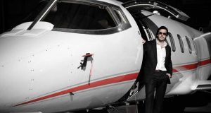 Emprendedor que salvó su vida en un accidente aéreo y en plena pandemia lanza una plataforma de vuelos corp orativos