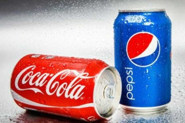Coca-Cola y Pepsico suspenden actividades en Rusia