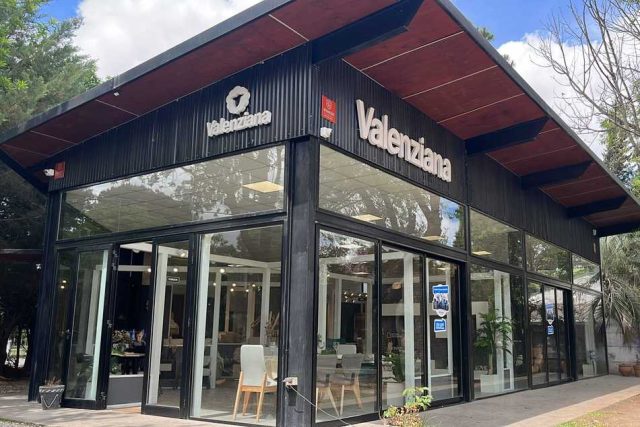 Valenziana crece en Funes e inaugura un nuevo local