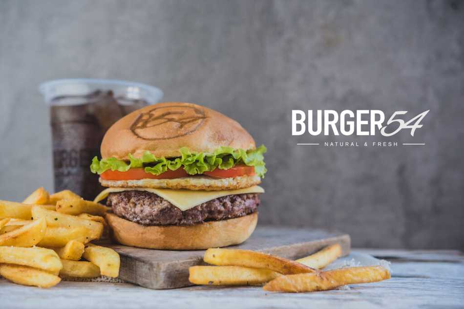 ¡Celebra el Día de la Hamburguesa con BURGER54!